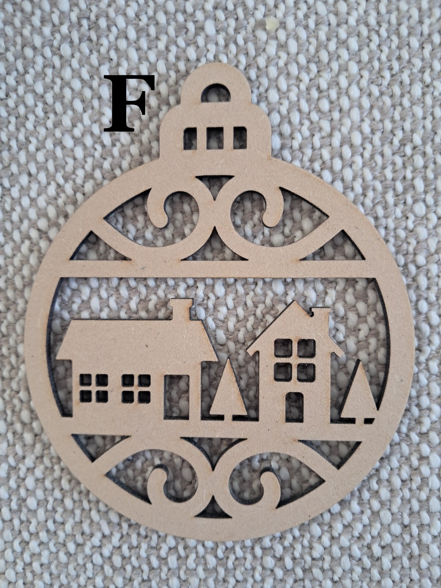 DIY - 10cm Christmas Baubles, Wooden, Tree Decoration, Laser Cut Ornaments - Urban Vibe Studio