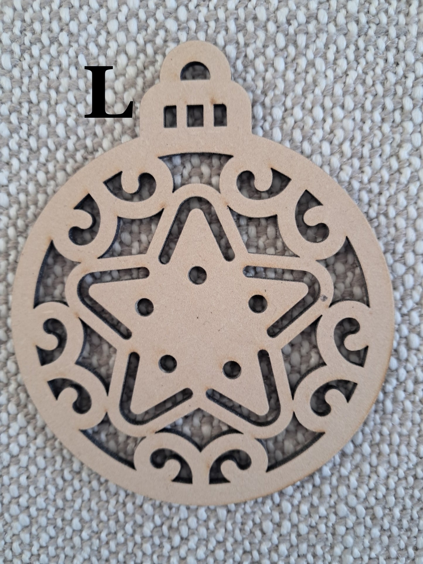 DIY - 10cm Christmas Baubles, Wooden, Tree Decoration, Laser Cut Ornaments - Urban Vibe Studio