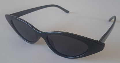 Great Value - Slim Retro Cats Eye - Everyday Sunglasses - Urban Vibe Studio
