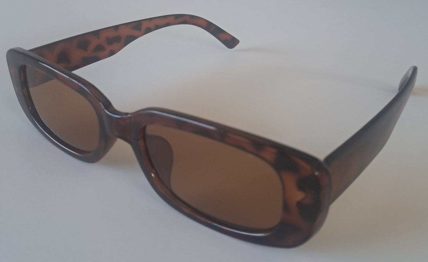 Great Value - Retro - Everyday Sunglasses - Urban Vibe Studio