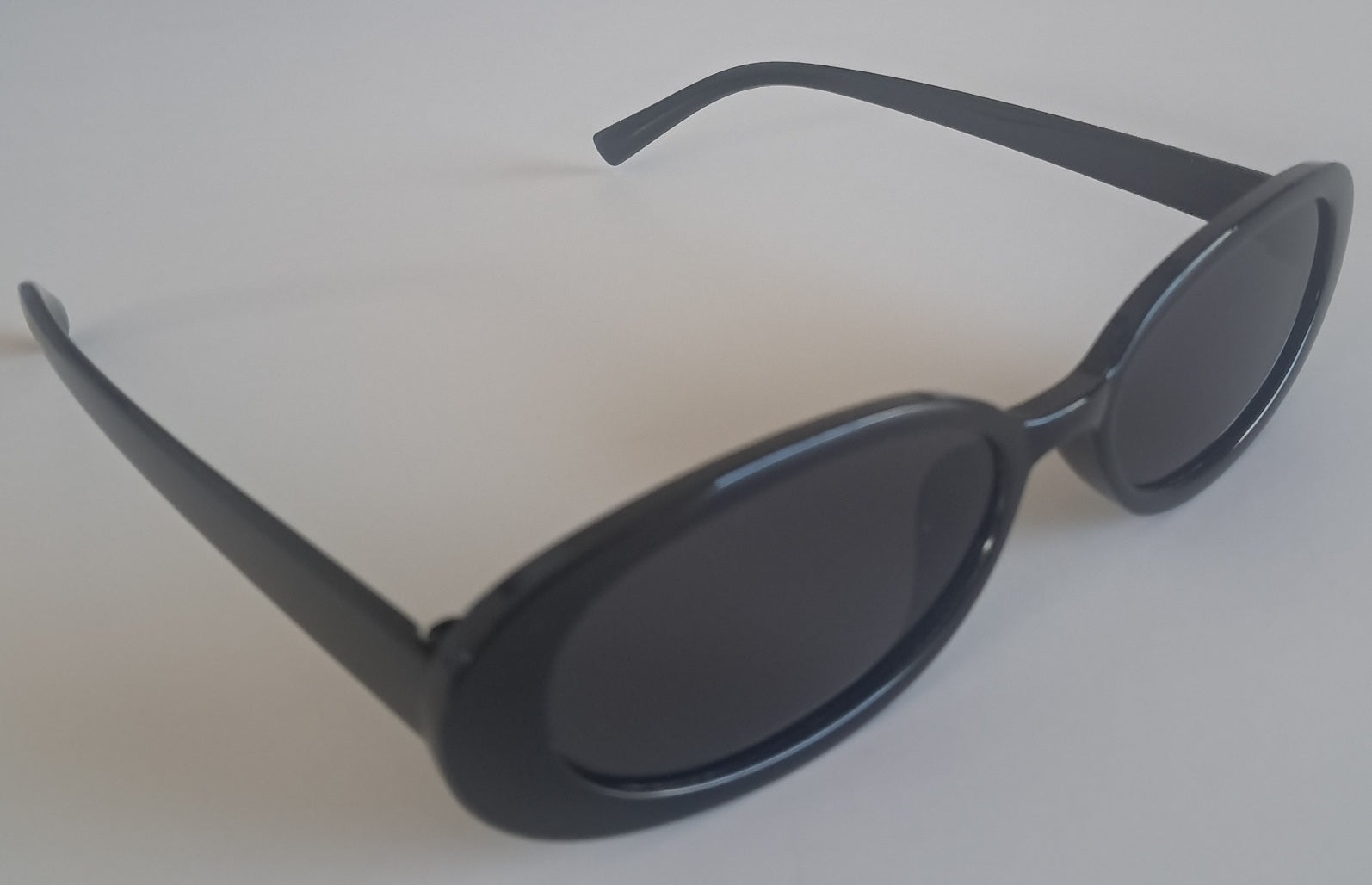 Great Value - Slim Retro - Everyday Sunglasses - Urban Vibe Studio