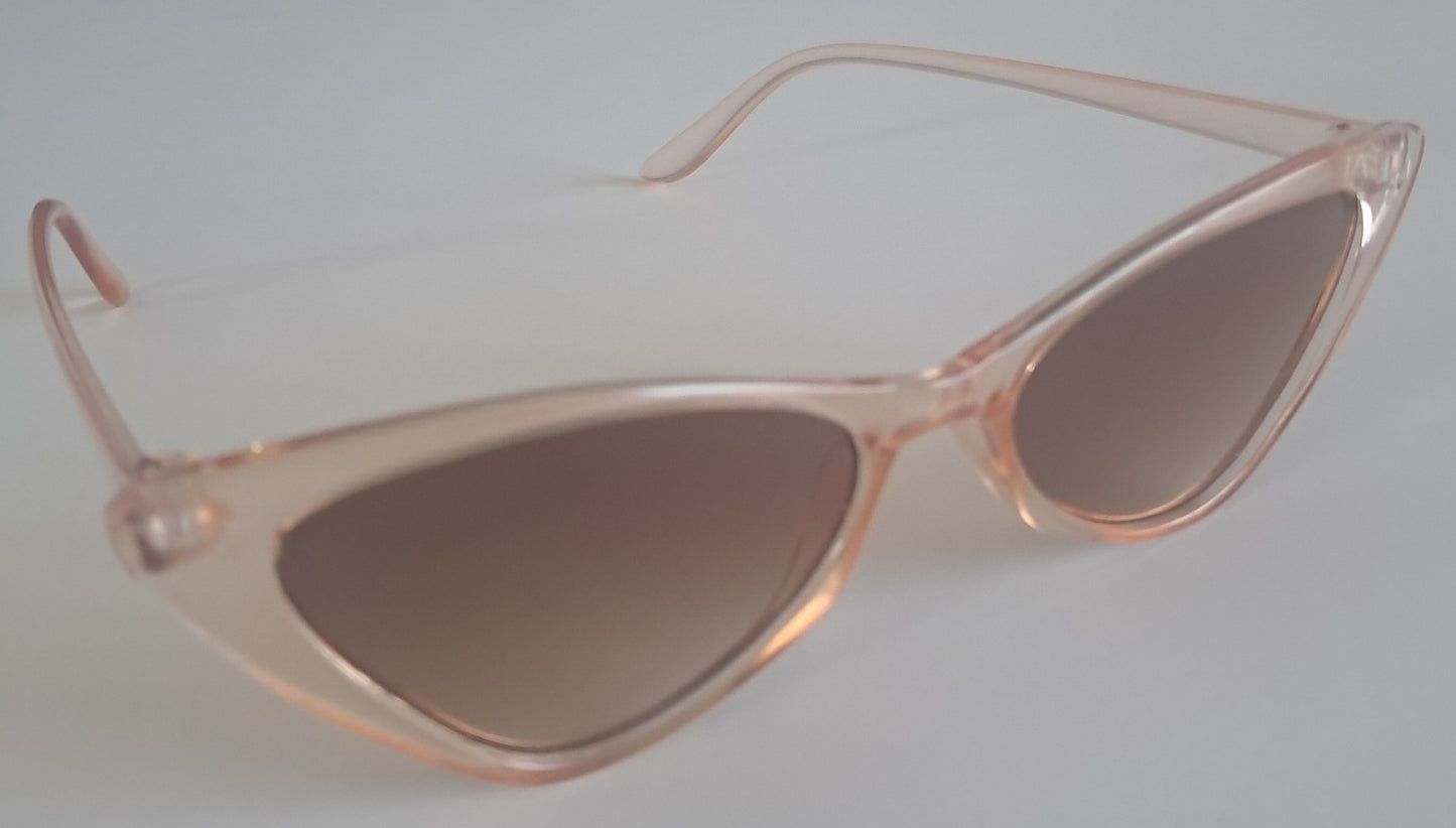 Great Value - Slim Retro Cats Eye - Everyday Sunglasses - Urban Vibe Studio
