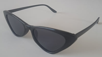 Great Value - Slim Retro Cats Eye - Everyday Sunglasses - Urban Vibe Studio