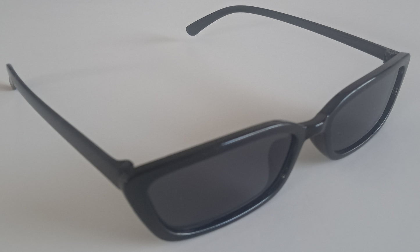 Great Value - Slim Retro - Everyday Sunglasses - Urban Vibe Studio