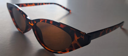 Affordable - Slim Retro - Everyday Sunglasses - Urban Vibe Studio