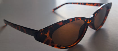 Affordable - Slim Retro - Everyday Sunglasses - Urban Vibe Studio