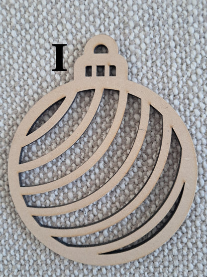 DIY - 10cm Christmas Baubles, Wooden, Tree Decoration, Laser Cut Ornaments - Urban Vibe Studio